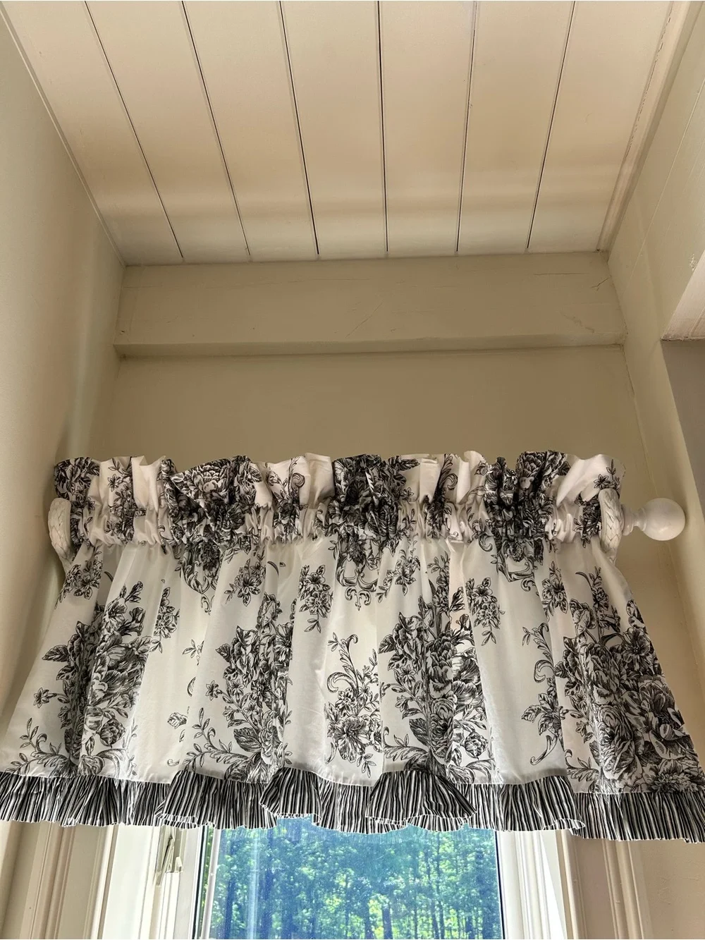 J. C. Penney Home ~Toile Floral 21” x 78” Rod Pocket Valances / Set of 2